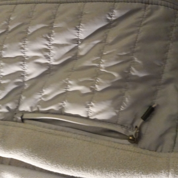 New balance fleece zip up. - Picture 5 of 5